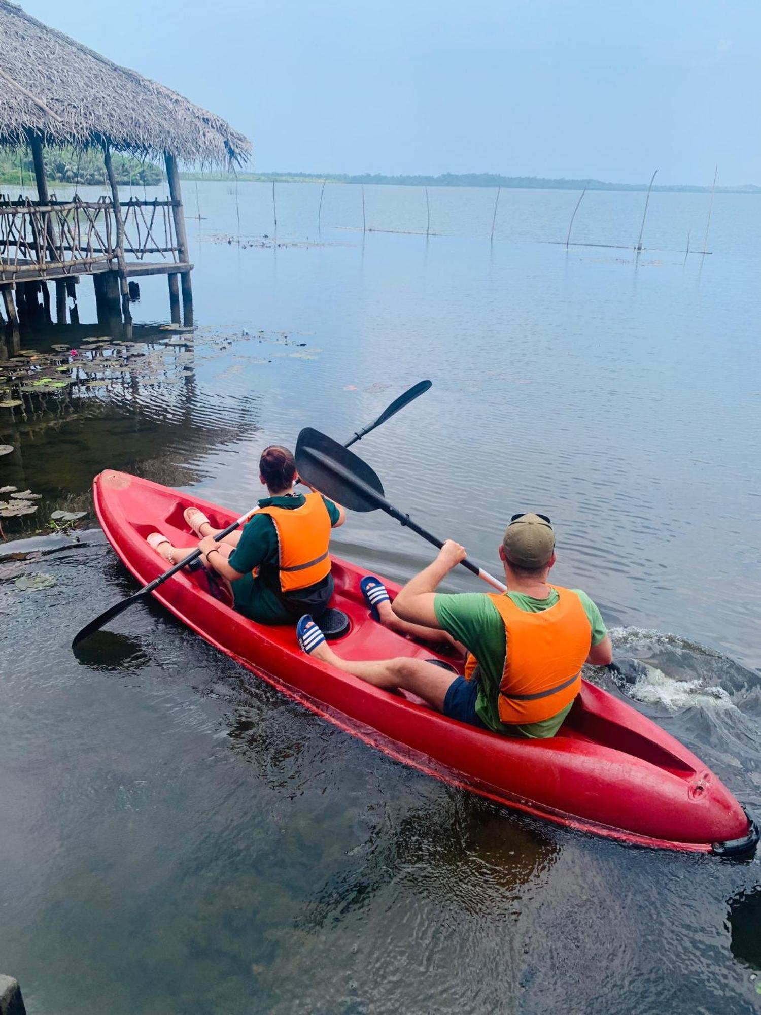 Lake Resort Bolgoda Ваддува Экстерьер фото